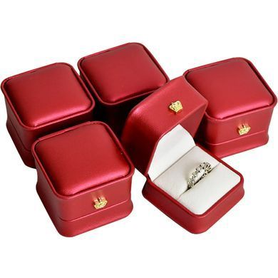 Vinyl bracelet box