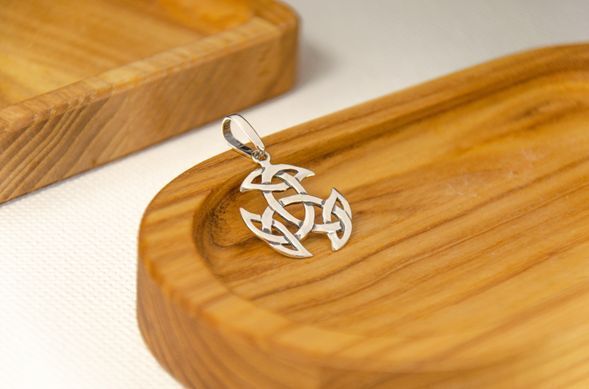 Srebrny wisiorek-amulet "Węzły Lughesa"